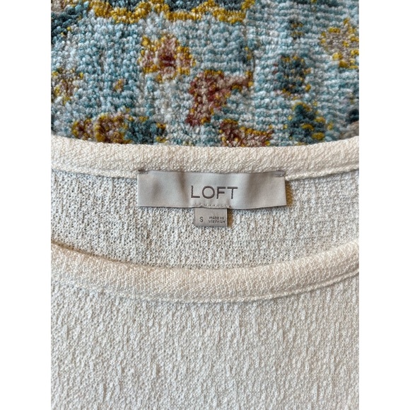 🆕 NWOT LOFT White Smocked Hem Top - Picture 3 of 8